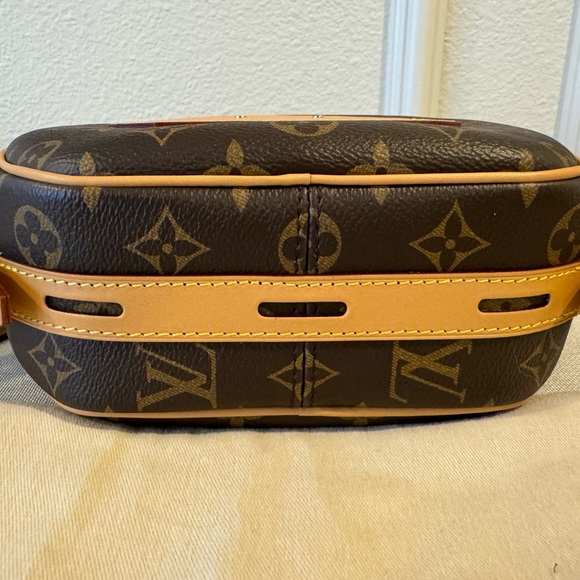 Louis Vuitton Monogram Boite Chapeau Souple MM - Picture 5 of 12